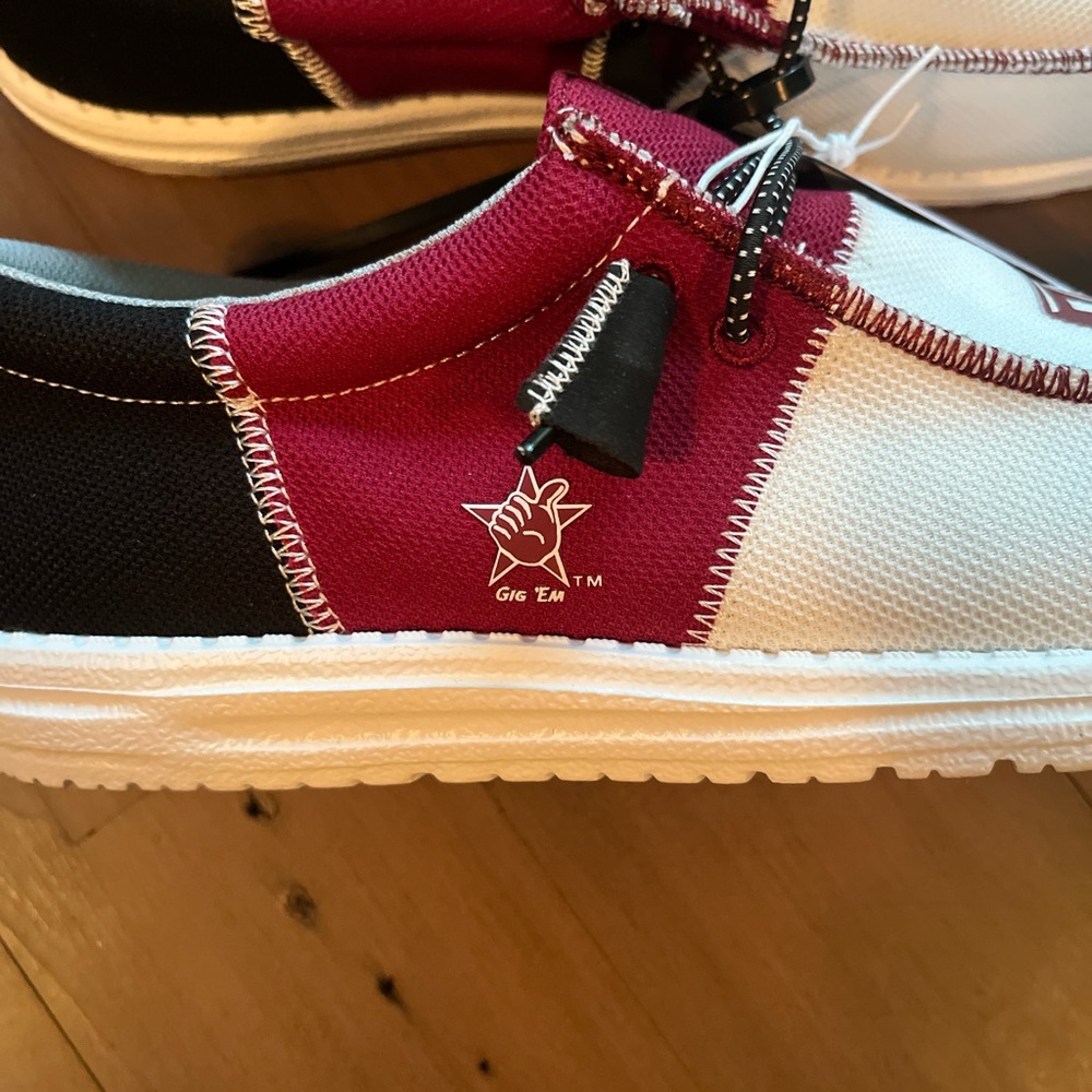 Hey Dude Men's Loafers - Maroon and White - Picture 3 of 6